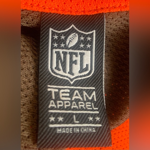 Cleveland Browns Jersey - Picture 4 of 7